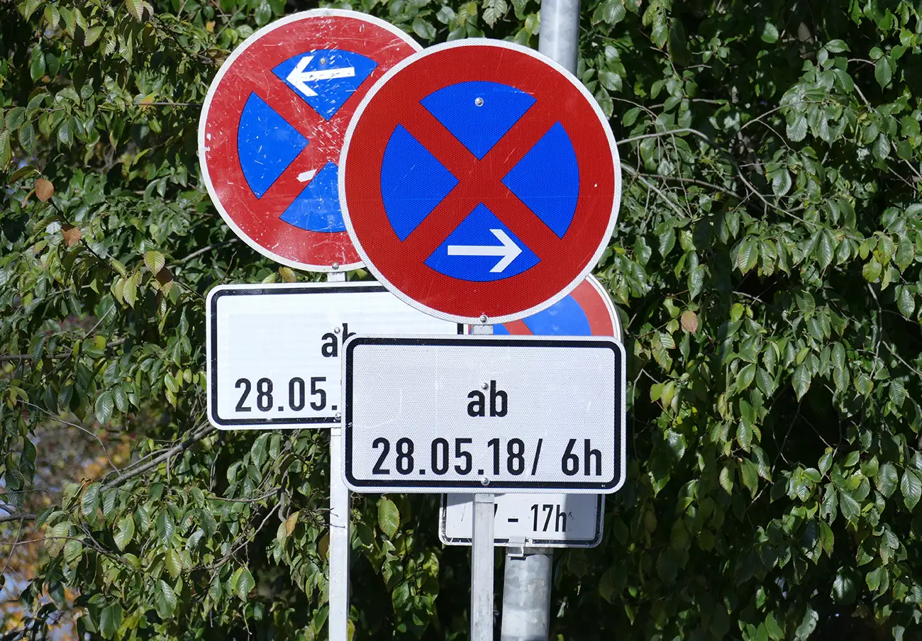 https://www.halteverbot.express/wp-content/uploads/2024/06/verkehrsbeschraenkung.webp